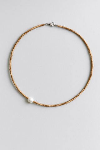 Delikatny naszyjnik z prawdziwą perłą