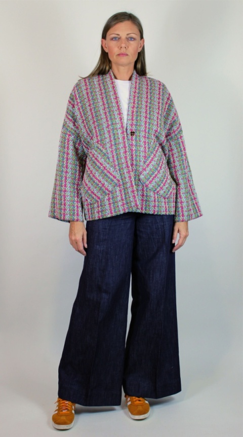 Kurtka z tkaniny wełnianej typu Chanel